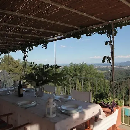 Villa Moderna Con Vista Santo Stefano (Lucca)